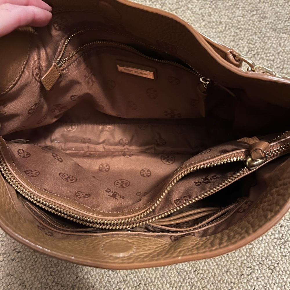 Tory Burch slouch bag - Picture 3 of 6